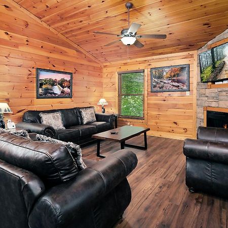 Fixin To Villa Gatlinburg Exterior photo